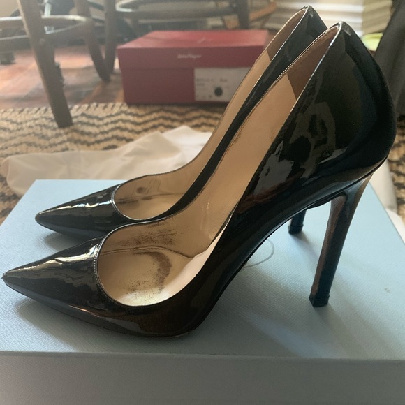 Prada patent leather black pumps size 4.5 - Picture 3 of 7